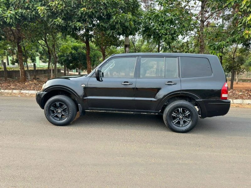 Bán Con Xe Mitsubishi Pajero 5 Chỗ Xe Chở Tiền 2 Cầu Đủ Đời 2004 Siêu Khoẻ Xe Zin Chất Giá Rẻ