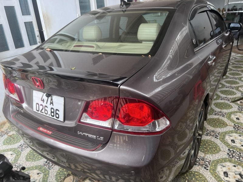 Bán Con Xe Honda Civic Đời 2012 Số MT 5 Chỗ Máy 1.8 Đăng Kiểm Dài Xe Đẹp Zin Chất Giá Rẻ